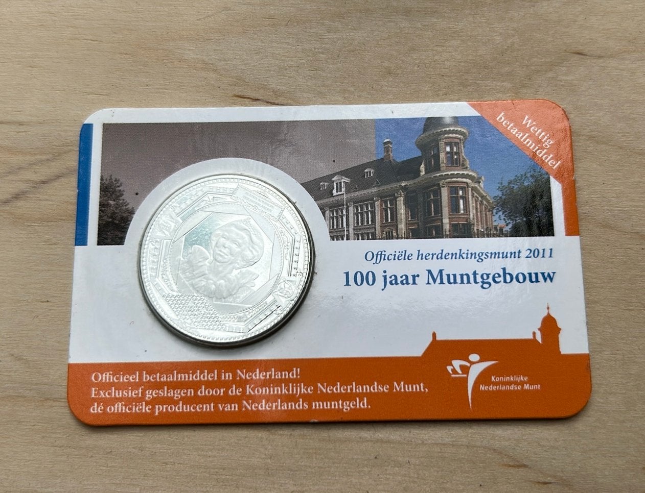 Herdenkingsmunt 100 jaar Muntgebouw 2011 - Zwaar verzilverd, Postzegels en Munten, Munten | Nederland, Koningin Beatrix, Zilver
