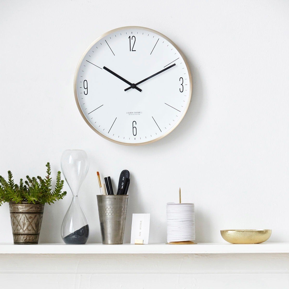 Mooie wandklok van House Doctor
De klok heeft een minimalis, Ophalen of Verzenden, Wandklok