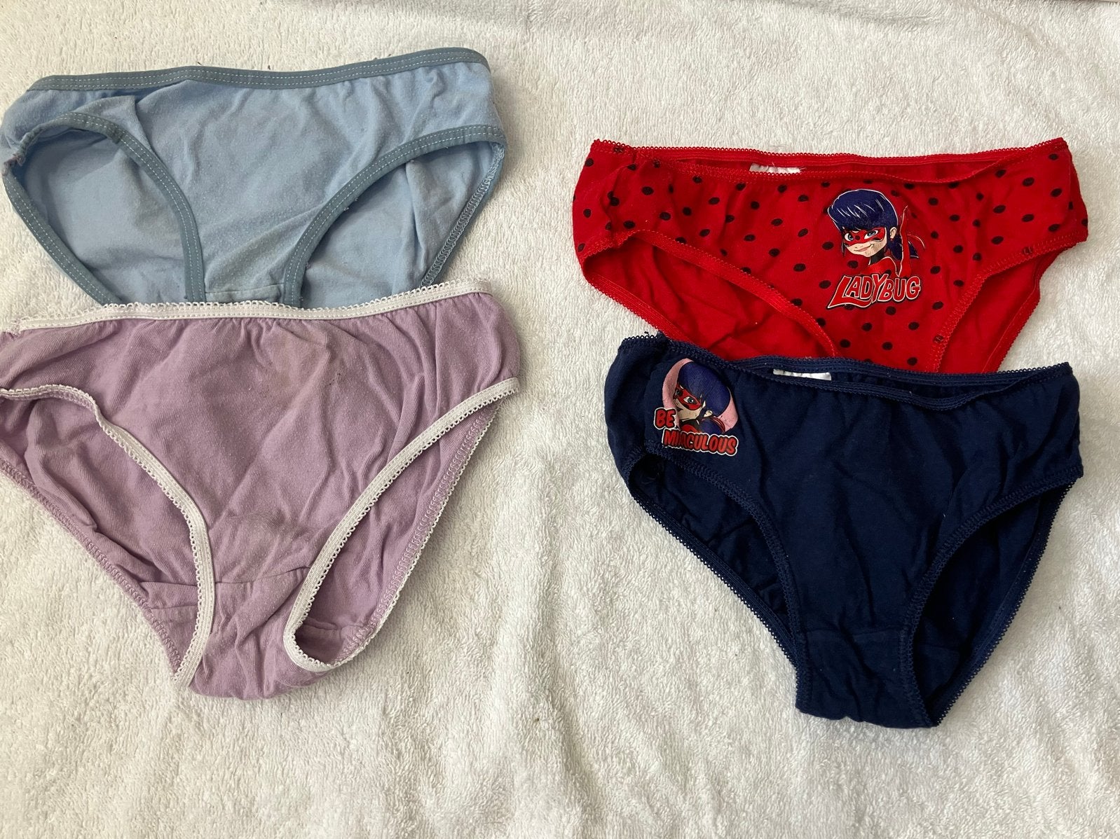 4 onderbroeken voor meisjes maat 116/128, Ophalen of Verzenden, Gebruikt, Meisje, Nacht- of Onderkleding