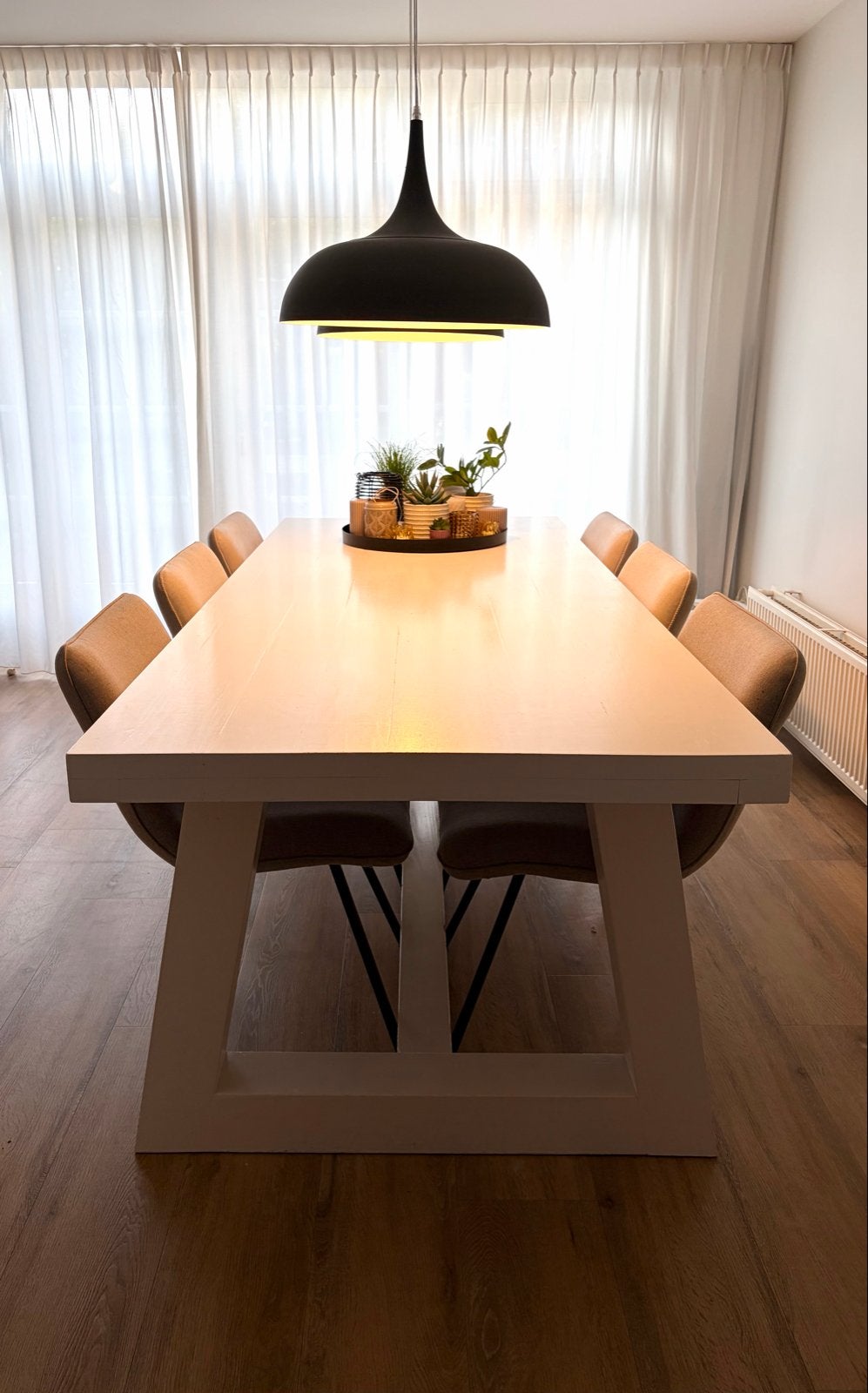 Eettafel met 6 stoelen (VT Wonen collectie), Ophalen, Overige materialen, Gebruikt, 200 cm of meer
