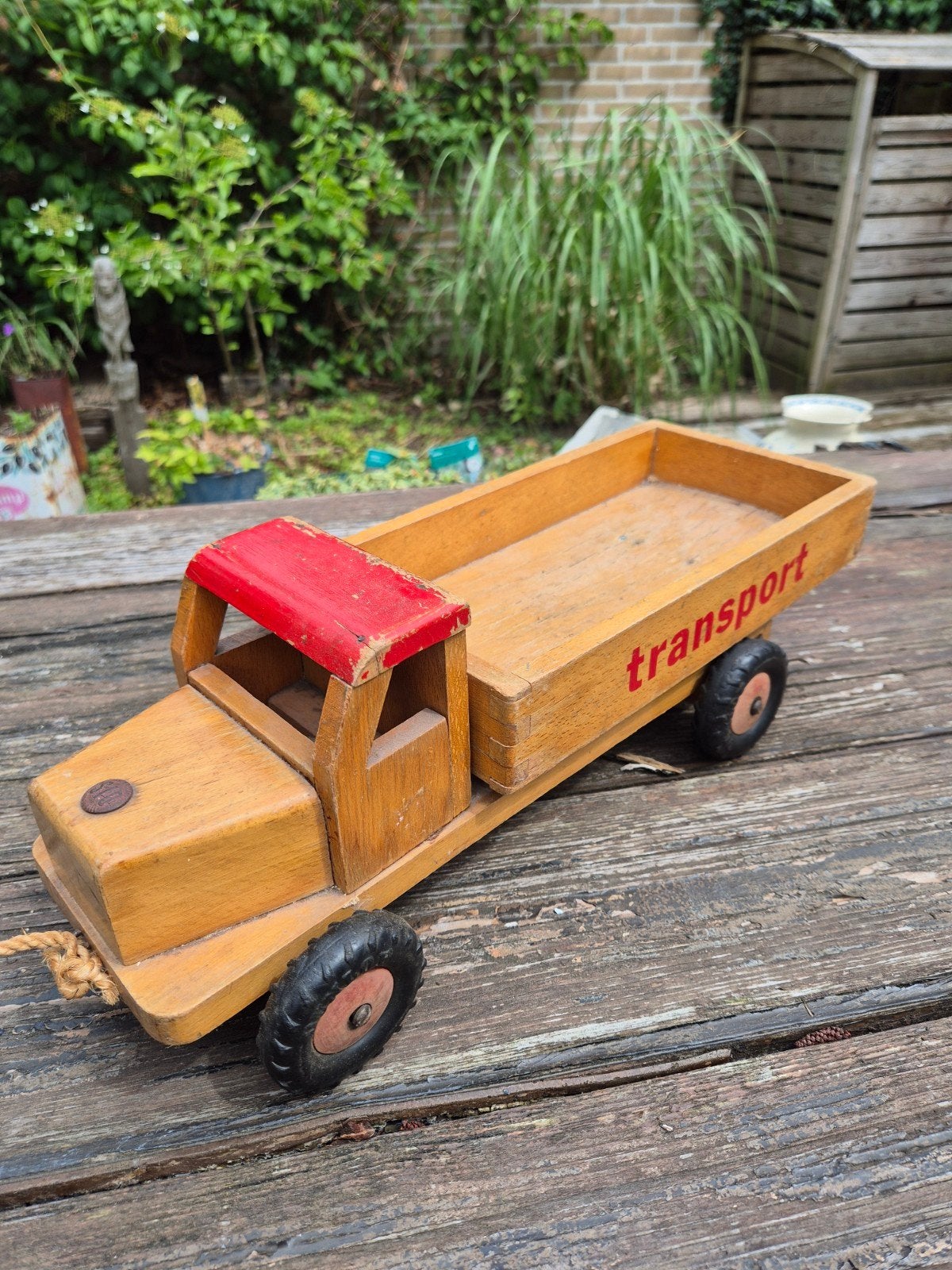 Vintage houten speelgoed vrachtwagen 'Transport' (SIO), Ophalen of Verzenden, Gebruikt