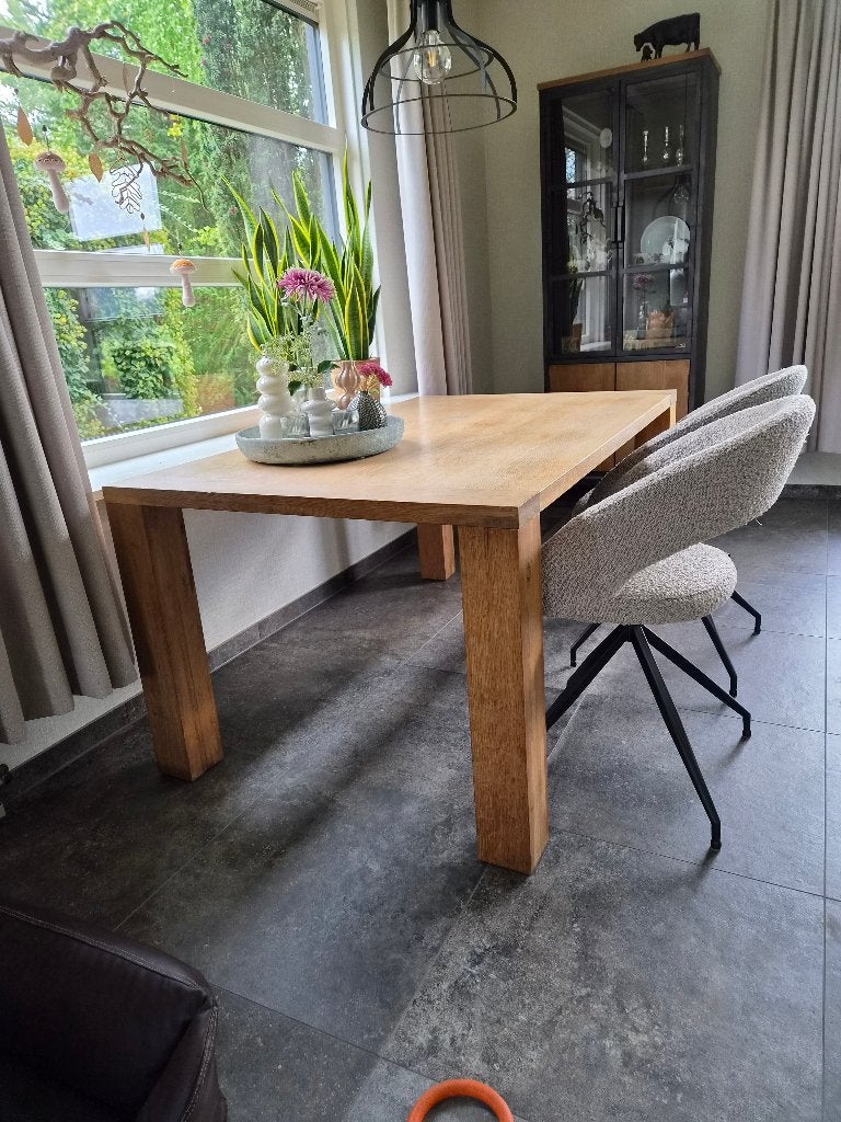 massief eiken tafel