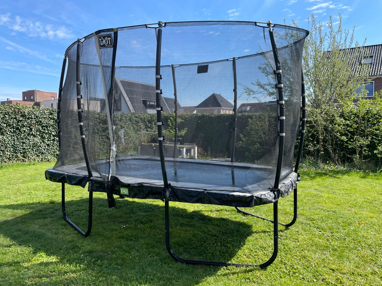 EXIT Elegant rechthoekige trampoline met veiligheidsnet., Ophalen, Gebruikt