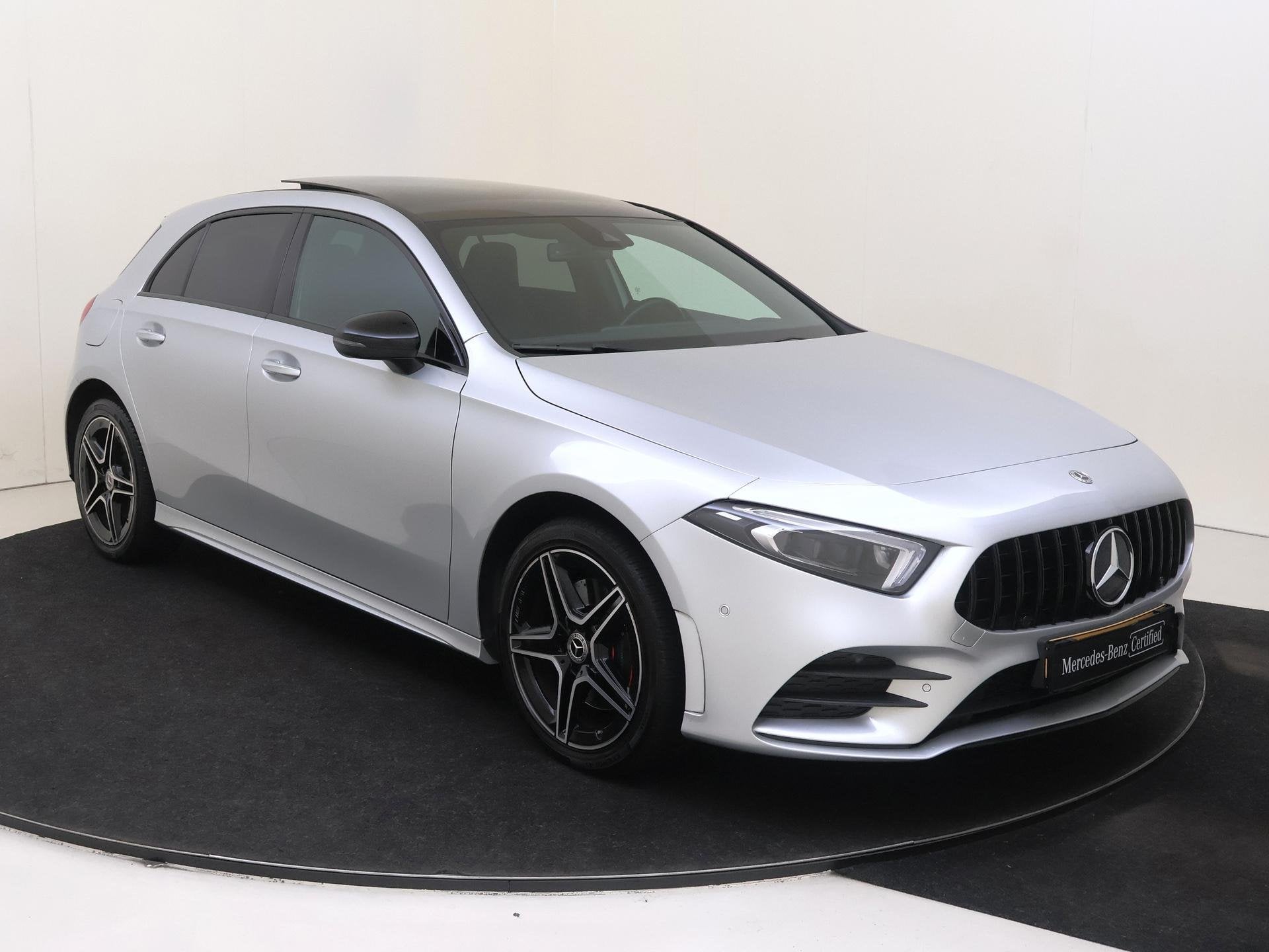 Mercedes-Benz A-klasse 250 e Premium Plus Panoramadak / Nigh, Auto's, 4 cilinders, 16 kWh, Leder en Stof, Bedrijf