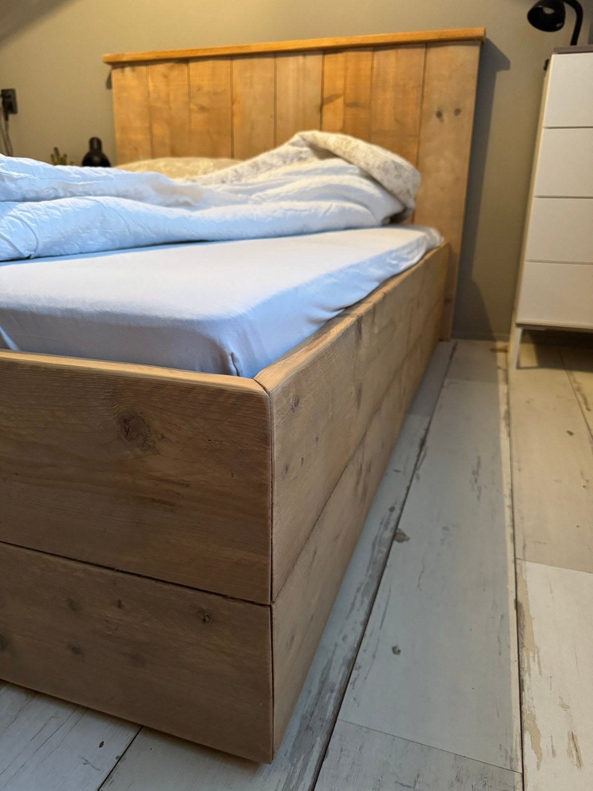 Steigerhout bed (140x200cm) INCL MATRAS, Ophalen, Bruin, Steigerhout, Tweepersoons