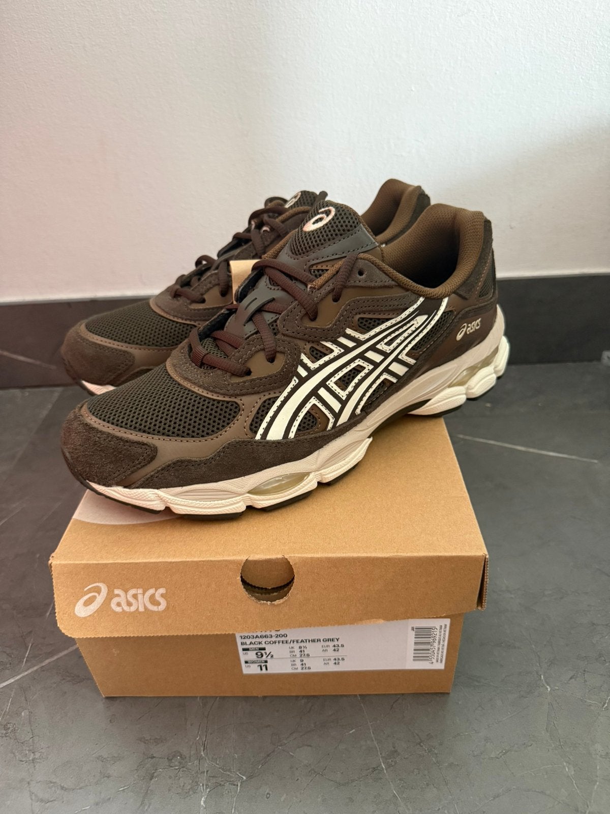 ASICS Gel NYC - black coffee EUR 43,5, Sport en Fitness, Loopsport en Atletiek, Hardloopschoenen, Nieuw, Ophalen of Verzenden