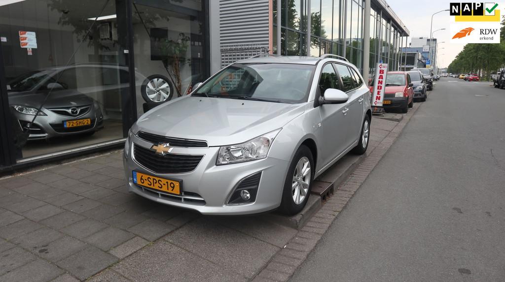 Chevrolet Cruze Station Wagon 1.4T LT GOED ONDERHOUDEN / ACH, Voorwielaandrijving, Euro 5, 1380 kg, Gebruikt