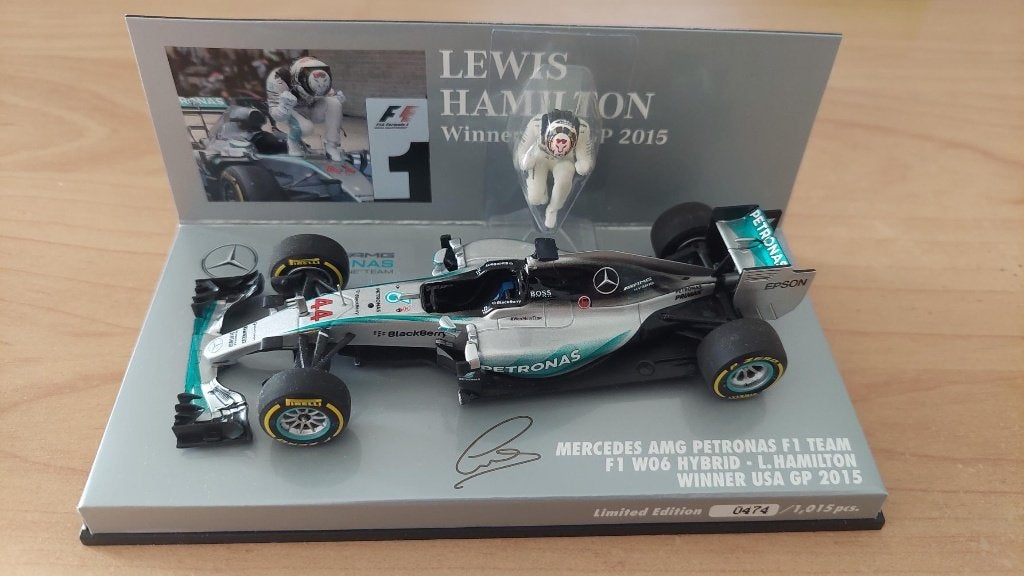 Mercedes AMG W06 2015 – L. Hamilton - Minichamps 1:43, Ophalen of Verzenden, Zo goed als nieuw, Auto, MiniChamps