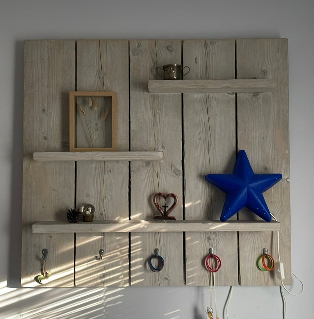 Houten wandbord, Ophalen, Zo goed als nieuw