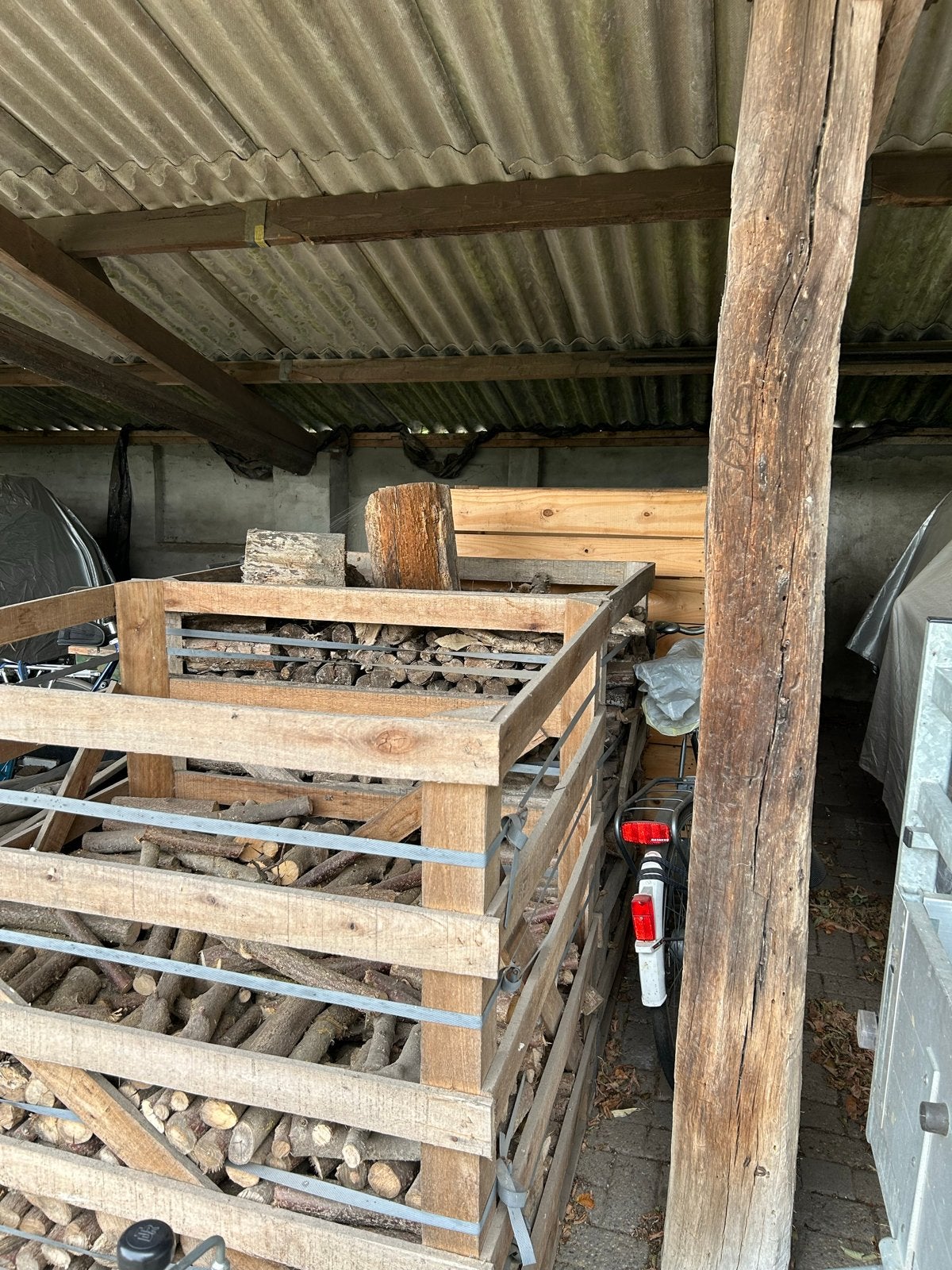 1,5 kist droog stookhout haardhout, Minder dan 3 m³, Ophalen, Overige houtsoorten, Blokken