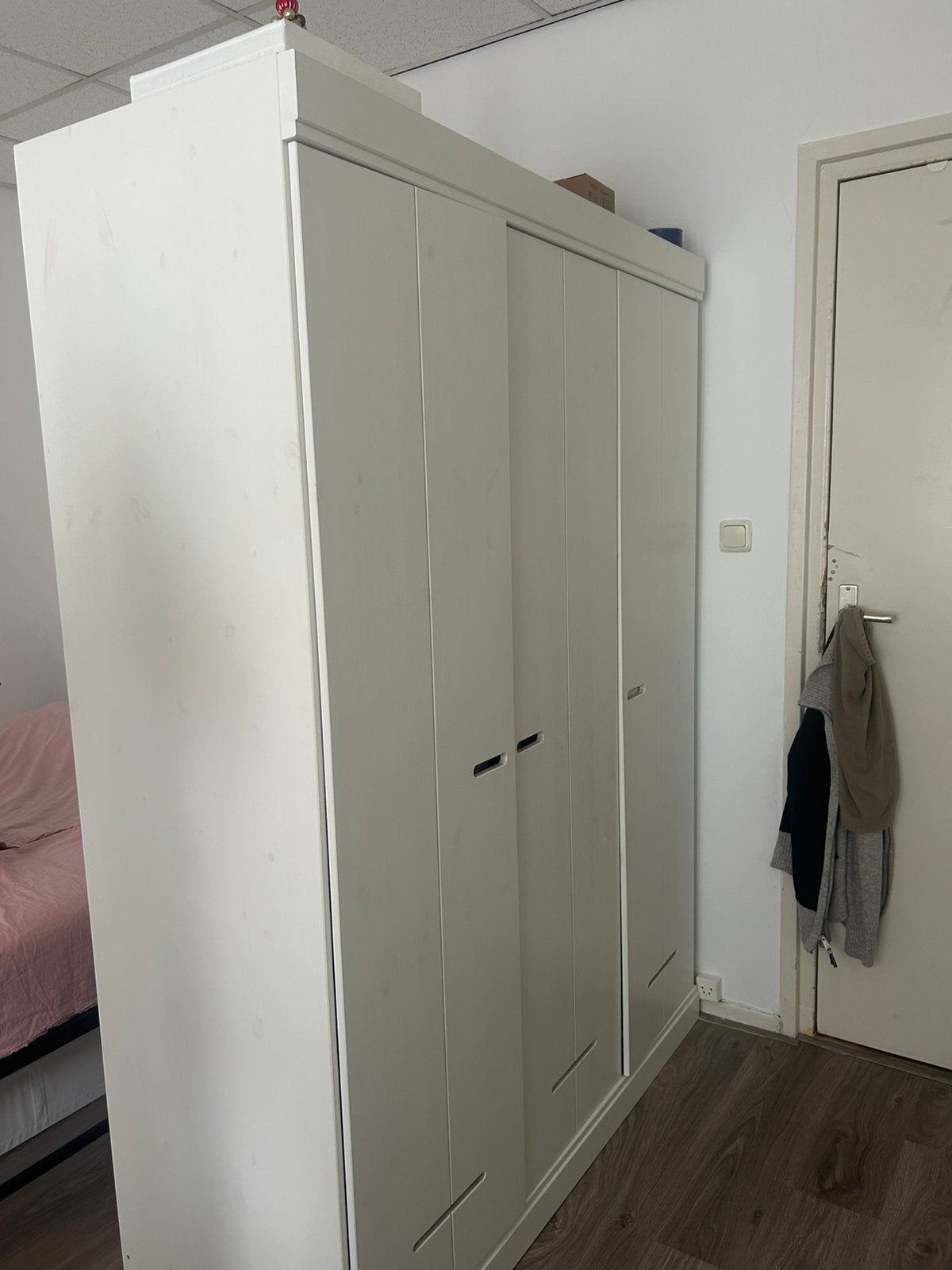 Woood Kledingkast wit, Ophalen, Gebruikt, 100 tot 150 cm, 150 tot 200 cm
