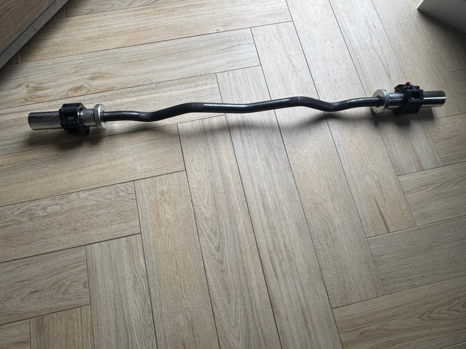 PT ESSENTIALS EZ CURL BAR OLYMPISCHE CURLSTANG 120 CM, Ophalen, Zo goed als nieuw, Halterstangen