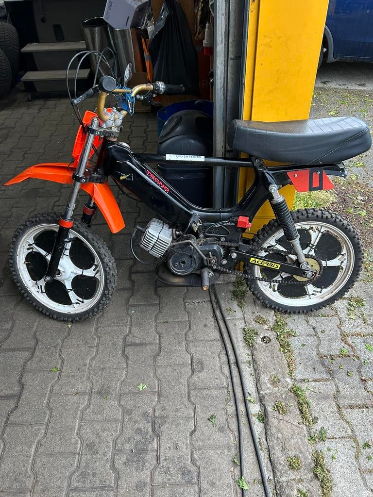 Cross tomos 70cc grasbaan klaar!, Fietsen en Brommers, Ophalen of Verzenden, Zo goed als nieuw