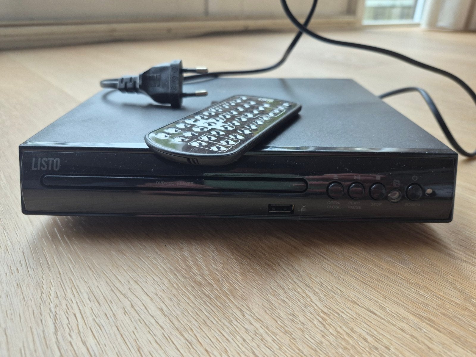 Listo DVD speler inclusief afstandsbediening, Ophalen of Verzenden