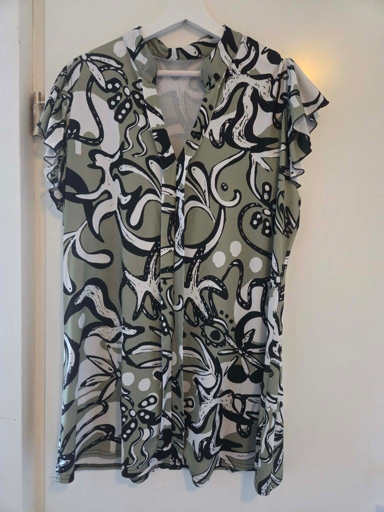 magna dameskleding maat 42, Ophalen of Verzenden, Zo goed als nieuw, Meerkleurig, Blouse of Tuniek