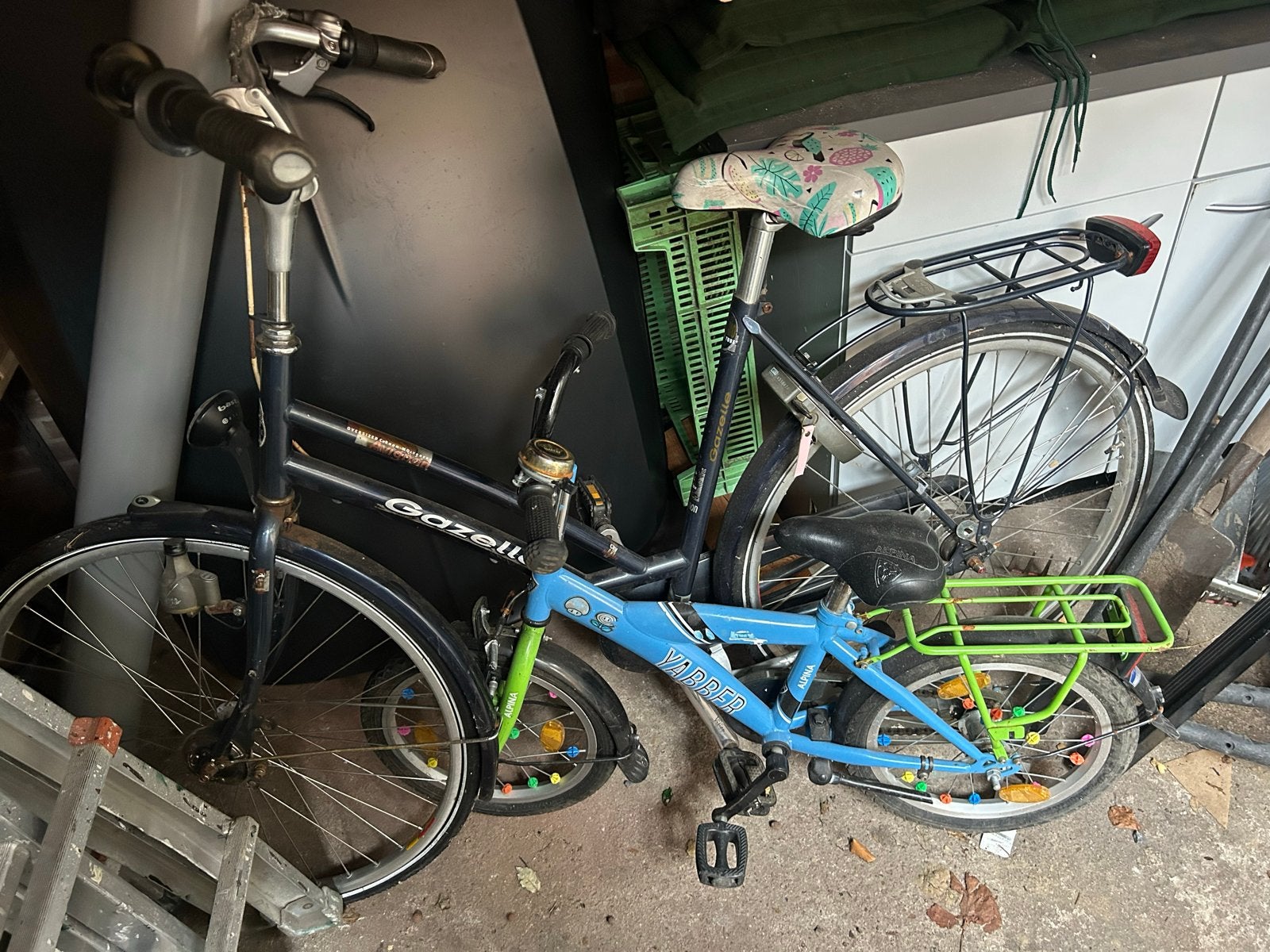 Gazelle damesfiets en kinderfiets - opknapper, Ophalen, Versnellingen, Gazelle, Trommelrem