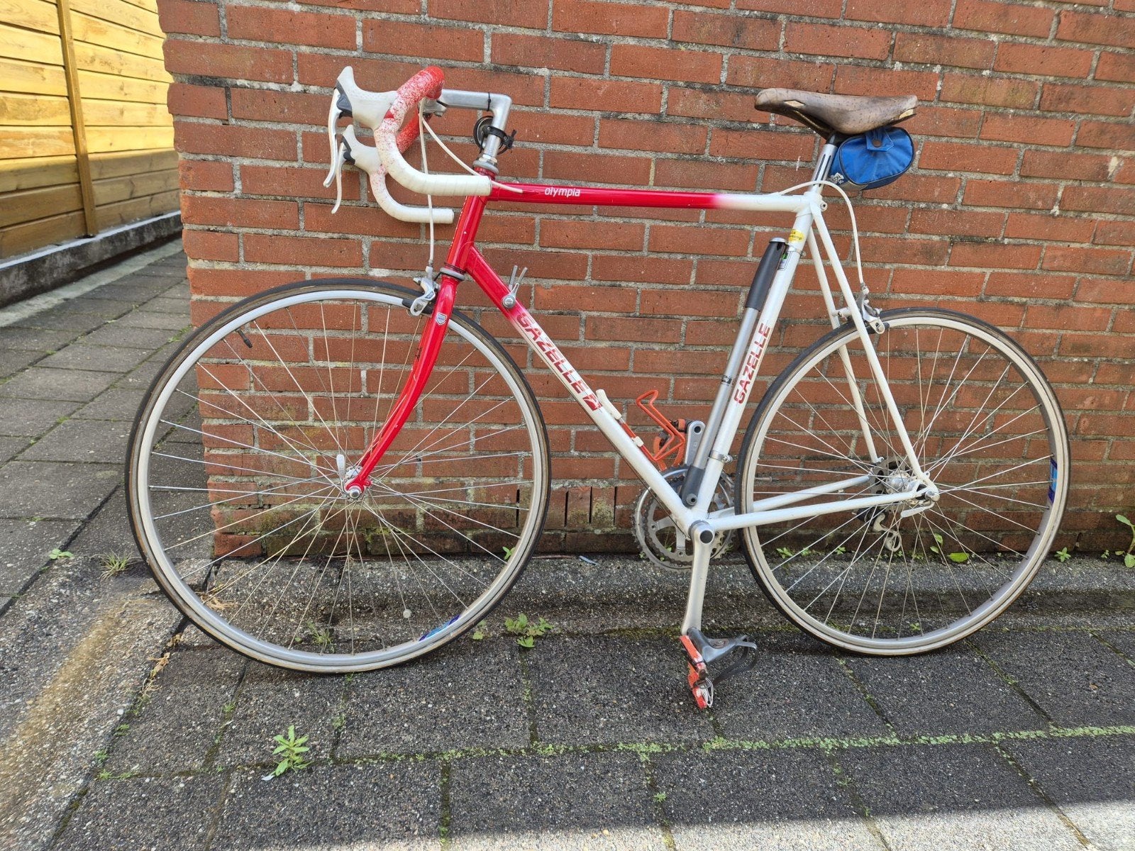 Gazelle sprinter racefiets, Ophalen, Gazelle