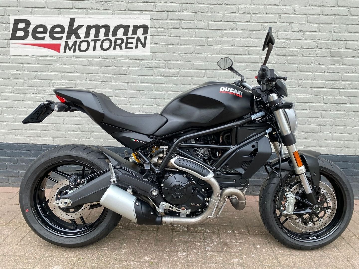 DUCATI MONSTER 797 (bj 2018) 7,097 km Dark, Motoren, DUCATI, 2 cilinders, Motorrijbewijs A, Bedrijf