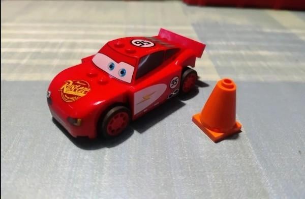 Lego Cars Radiator Springs Lightning McQueen 8200, Gebruikt, Overige thema's, Lego, Ophalen of Verzenden