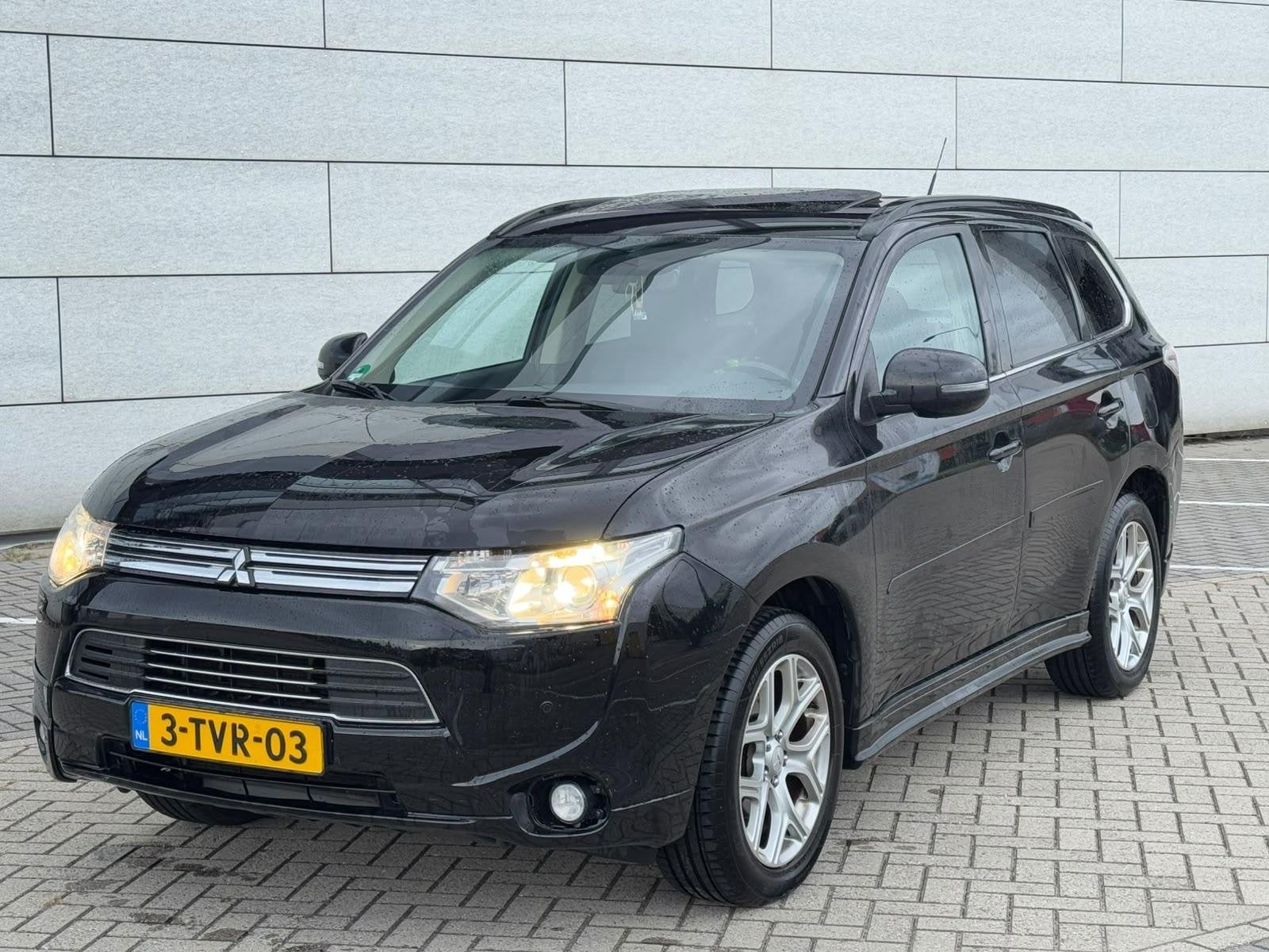 Mitsubishi Outlander 2.0 PHEV Instyle+ Vol optie/NAP/TRKHK, Auto's, 1998 cc, Euro 6, 4 cilinders, Zwart