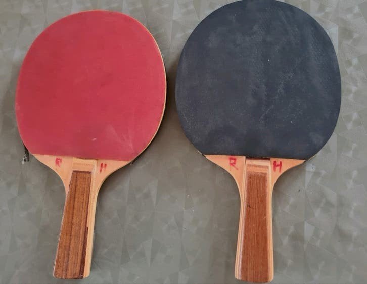 tafeltennis batjes, Sport en Fitness, Tafeltennis, Ophalen of Verzenden, Gebruikt, Net, Batje(s) of Balletje(s)