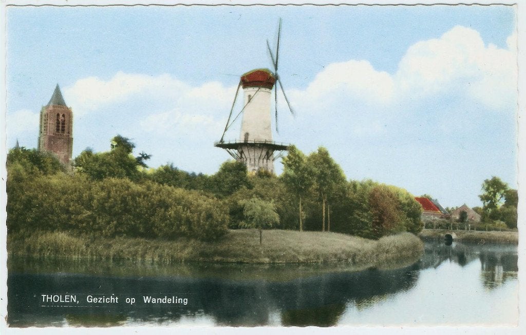 Tholen Gezicht op Wandeling kleur kerk molen De Hoop 1969, Ophalen of Verzenden, 1960 tot 1980, Ongelopen, Zeeland