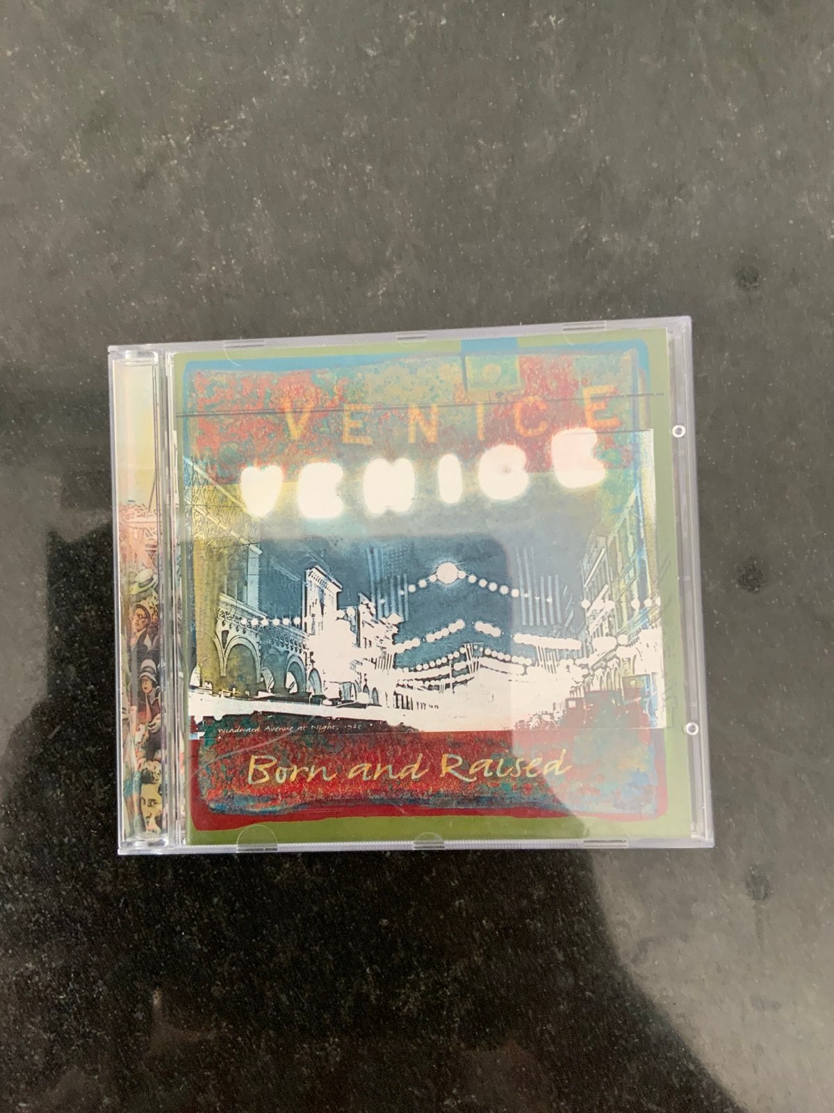 Venice, Born and raised, Verzenden, Zo goed als nieuw