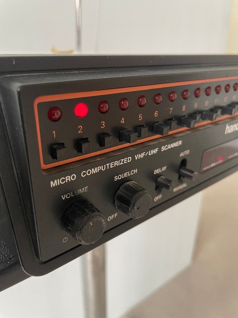 Prachtige 16 kanaals VHF/UHF computer scanner HANDIC 0016, Ophalen of Verzenden, Gebruikt, Minder dan 30 kanalen