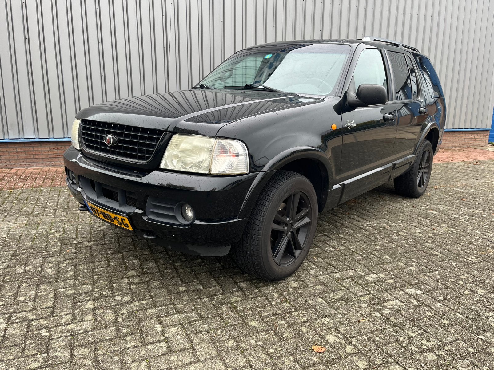 Ford Explorer 4.6 V8 AUT 4WD 2003 Zwart 7 pers.! LTD, Auto's, Automaat, 238 pk, 8 cilinders, Explorer