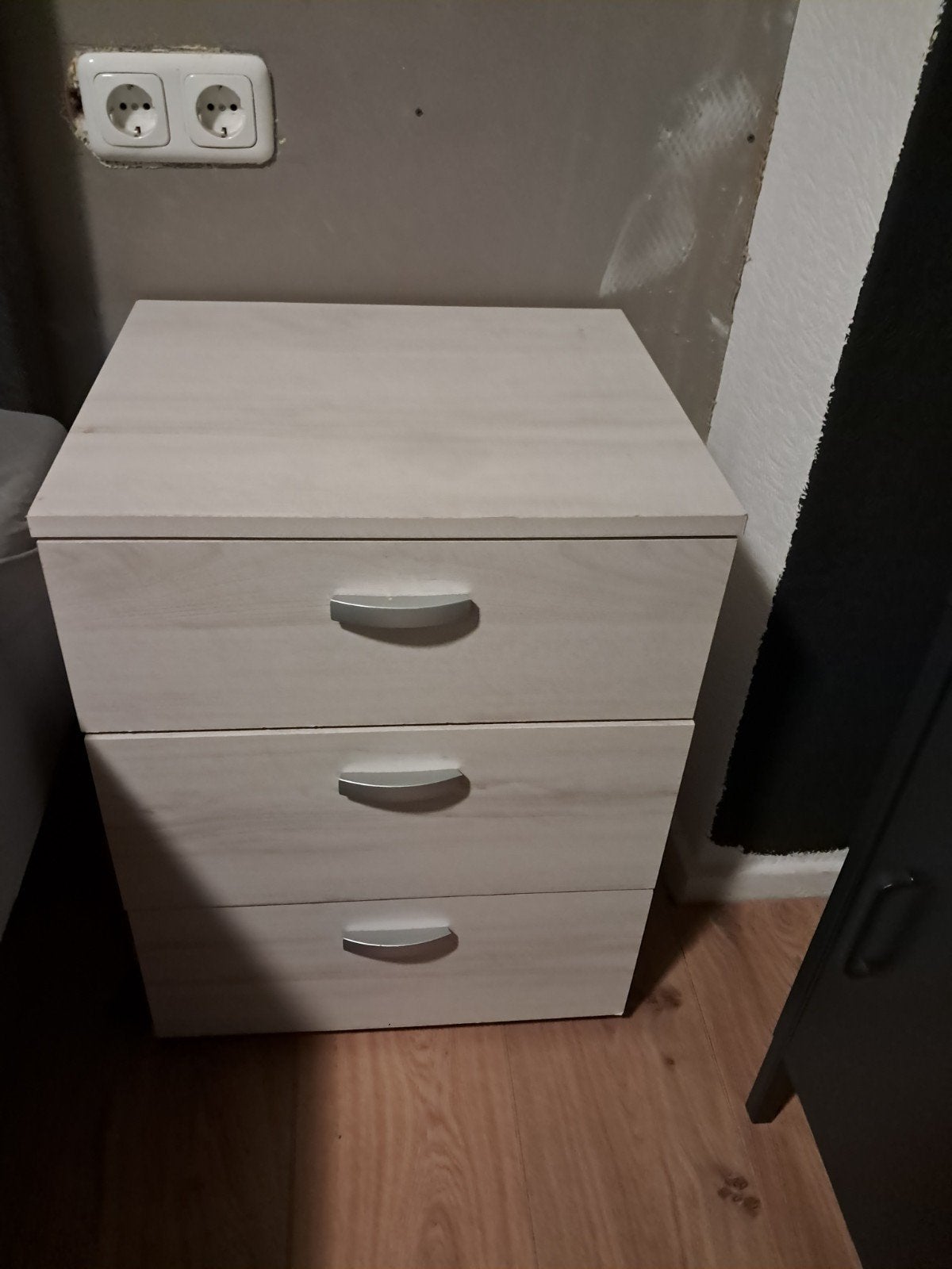 Nachtkastje met 3 lades - Licht houtkleur, Ophalen, Gebruikt, Hout