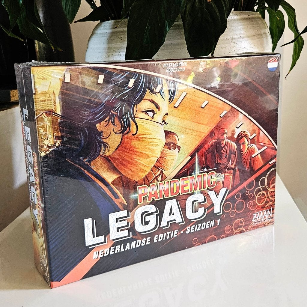 Pandemic Legacy Seizoen 1, Nederlandse editie NIEUW in folie, Hobby en Vrije tijd, Ophalen of Verzenden, Nieuw, Z-Man Games