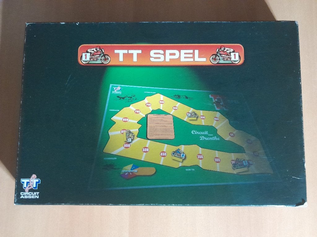 Het TT Spel van TT Circuit Assen ( lezen ) izgs Moto GP, Vijf spelers of meer, Ophalen, Zo goed als nieuw