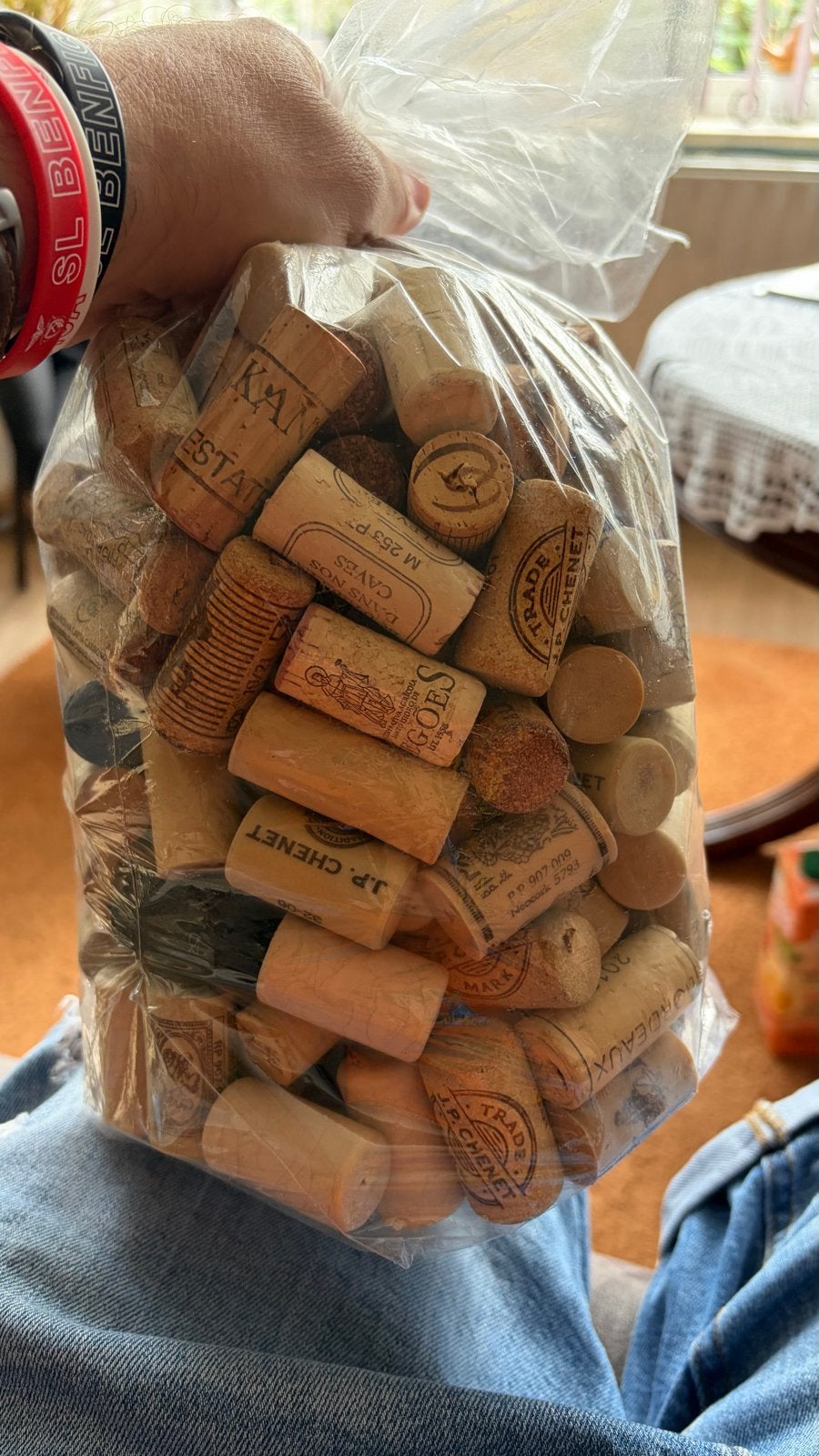 Zak vol diverse wijnkurken voor decoratie of knutselen, Ophalen, Gebruikt