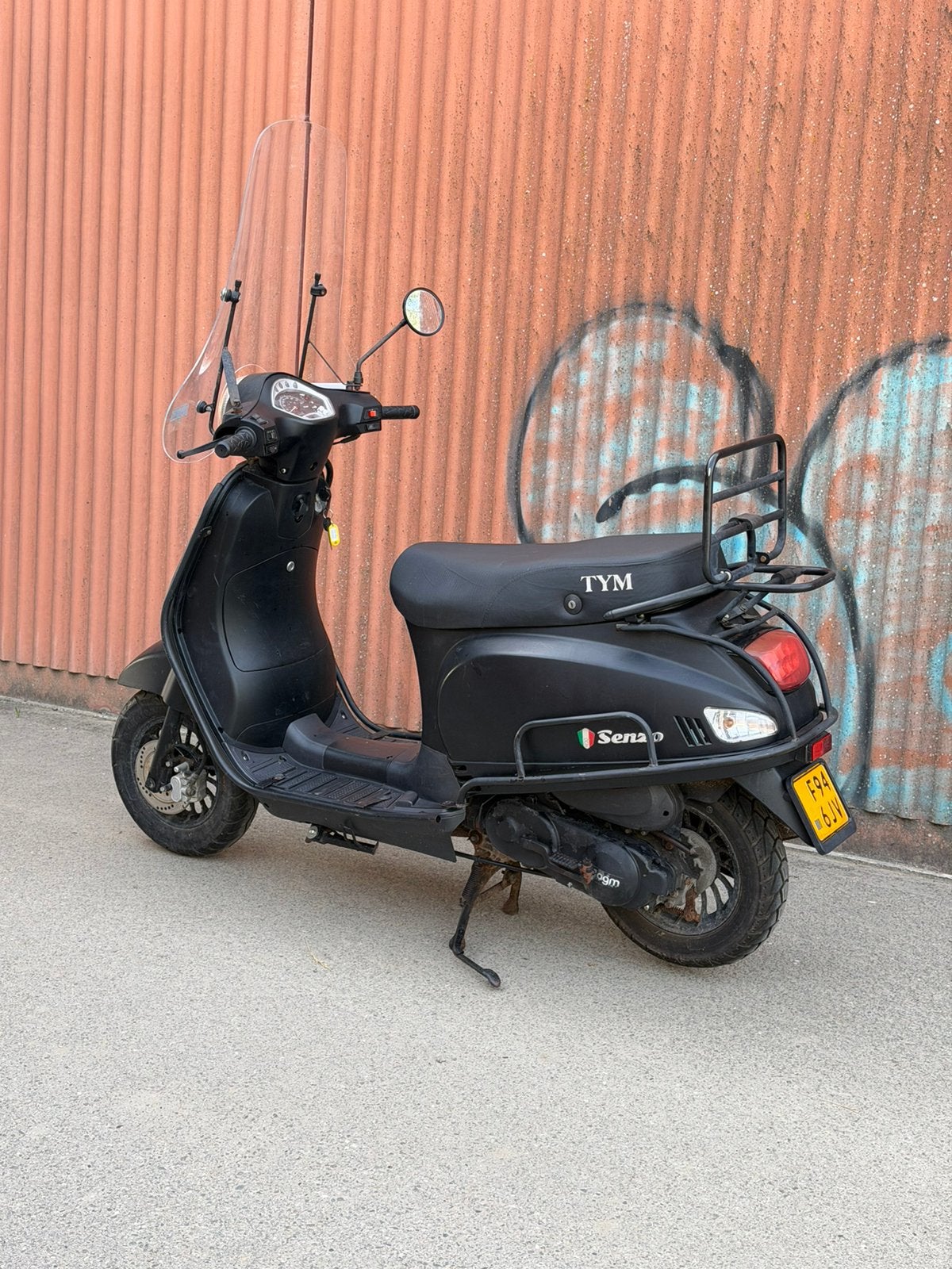 AGM VX50 scooter 45km/h 6600km met Windscherm Valbeugels, Fietsen en Brommers, Scooters | SYM, Gebruikt, Overige modellen, Maximaal 45 km/u
