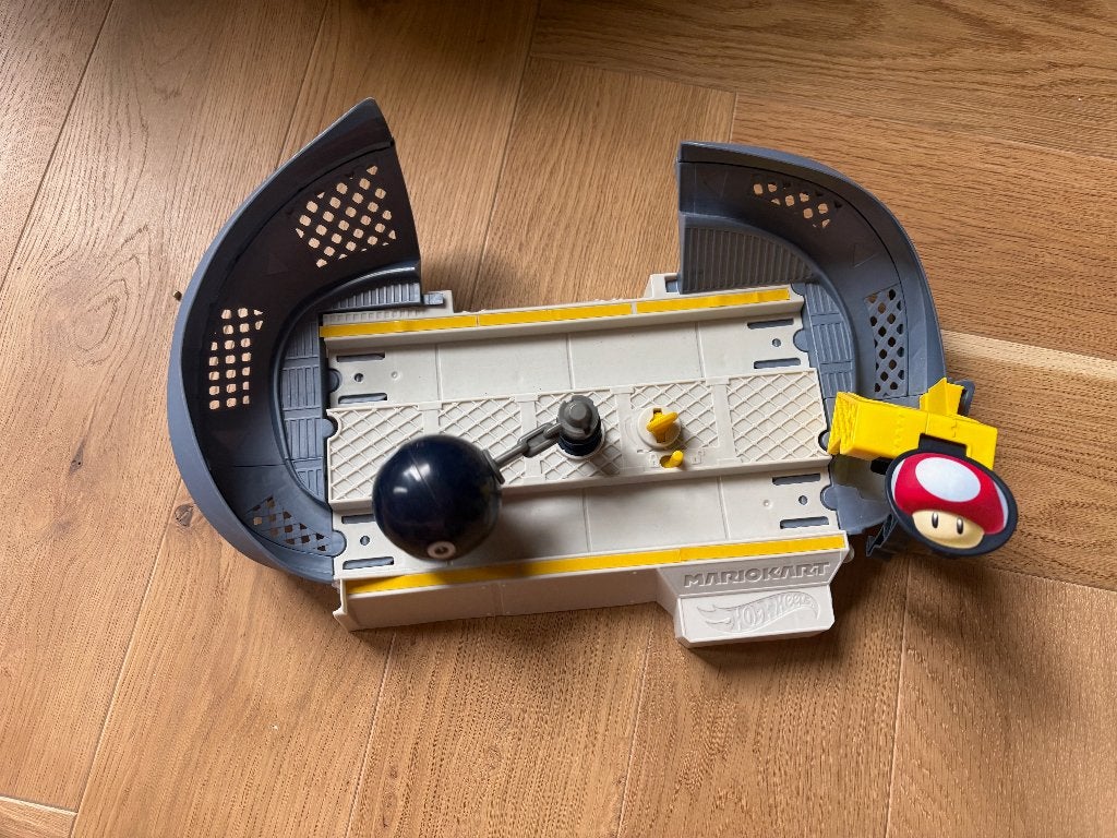 Chain chop Mario kart set voor Hot wheels, Ophalen of Verzenden, Gebruikt, Opwindmechanisme, Hot Wheels