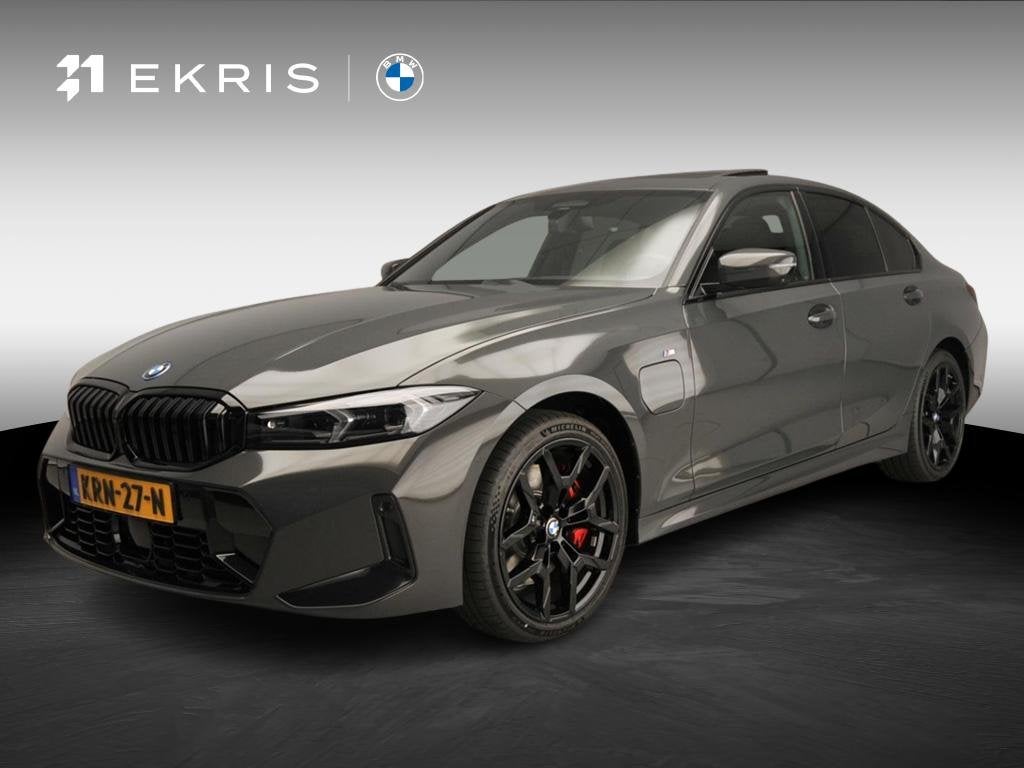 BMW 3 Serie Sedan 330e M Sportpakket Pro | Lederen M Sportze, Auto's, Automaat, Achterwielaandrijving, 4 cilinders, Met garantie (alle)