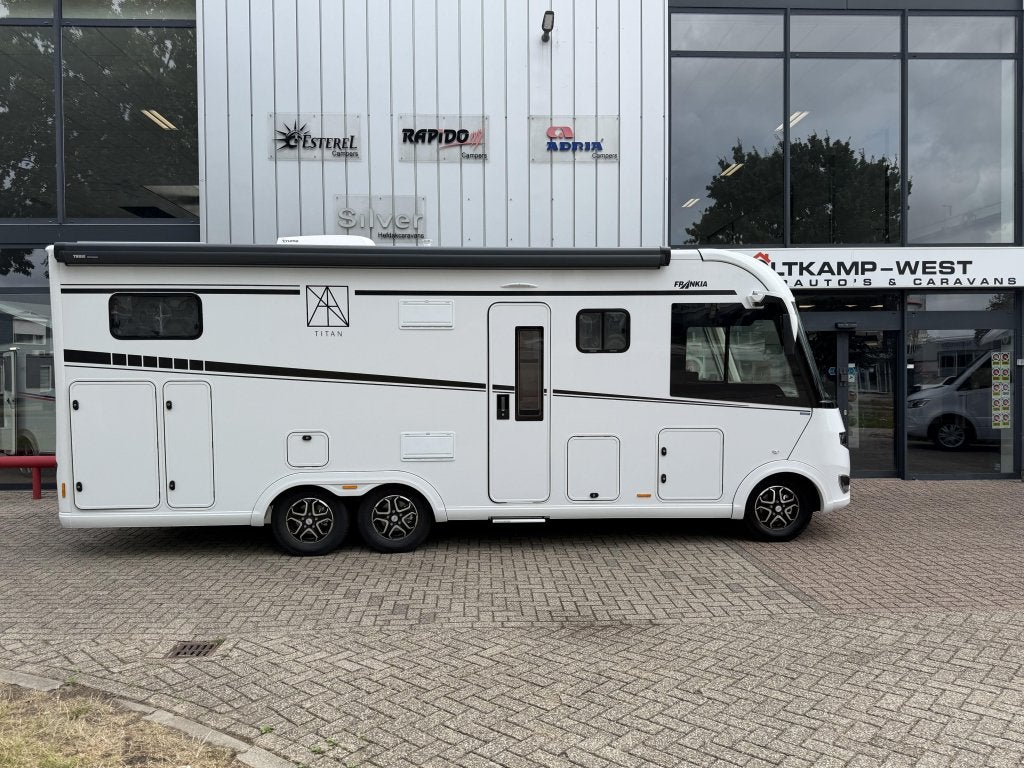 Frankia Titan I 790 GDW NIEUW INCL. VEEL OPTIES, Chemisch toilet, Fiat, Vloeistofverwarming, 7 tot 8 meter