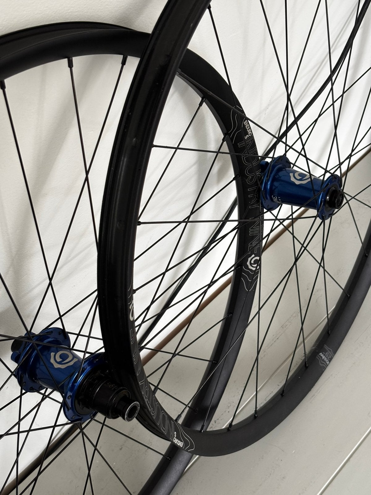 Industry nine enduro s hydra, Ophalen of Verzenden, Zo goed als nieuw