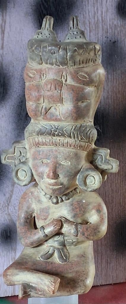 Azteken sculptuur. Afgod. Terra-cotta.  26 cm., Ophalen