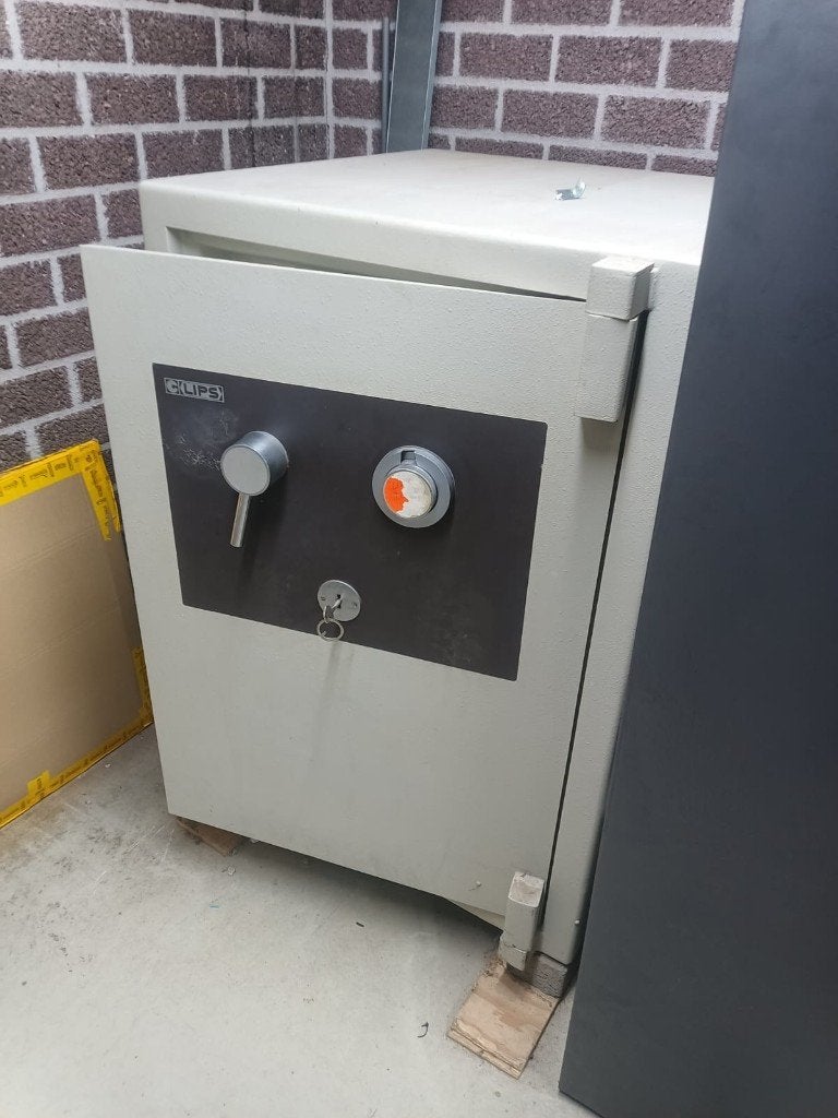 LIPS VH80 SPEC zware inbraakwerende kluis brandkast 1000 kg, Ophalen, Zo goed als nieuw, Brandkast