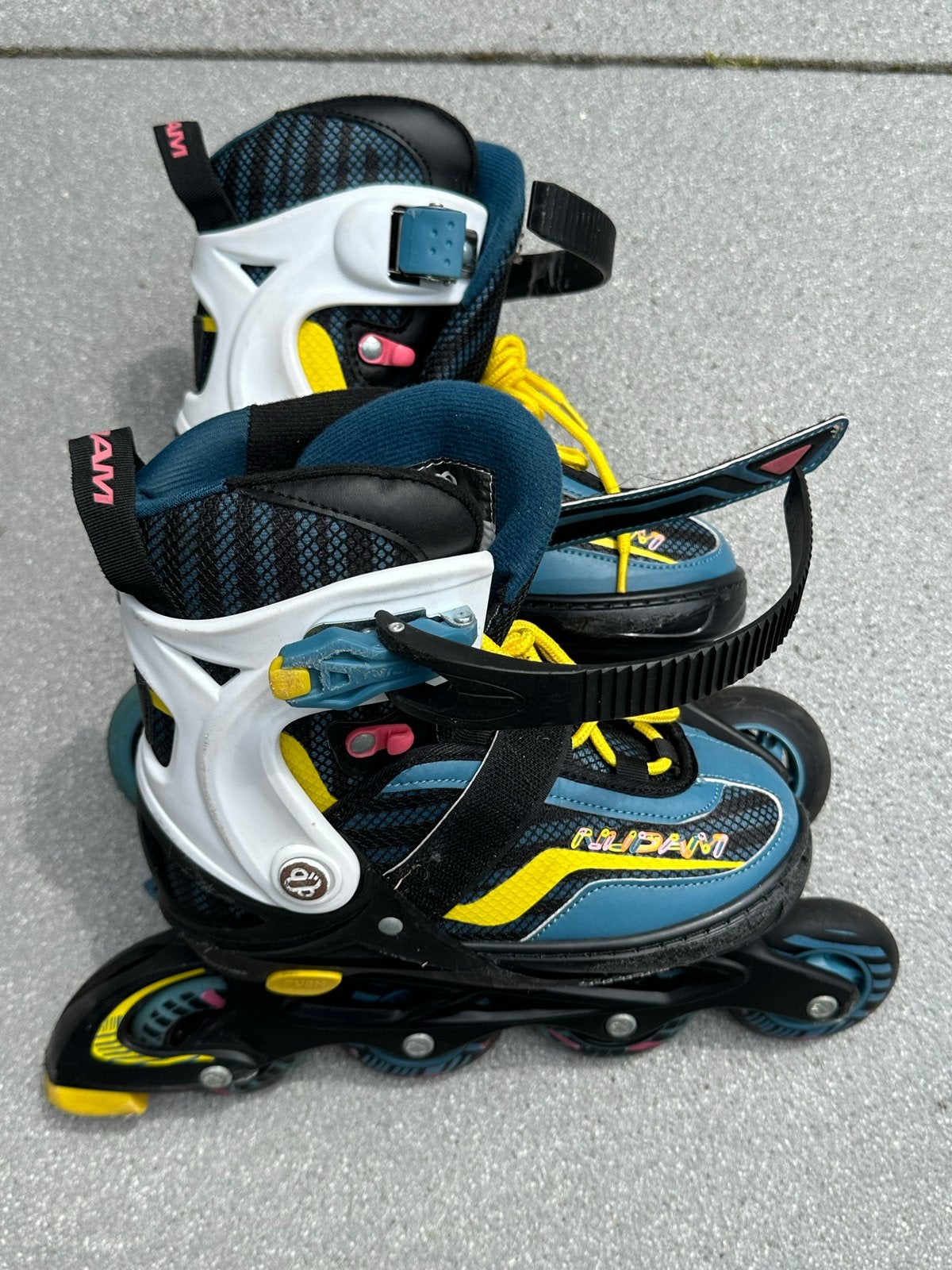 Nijdam Verstelbare Inline Skates Semi-Softboot (31-35), Ophalen of Verzenden, Verstelbaar, Zo goed als nieuw, Kinderen