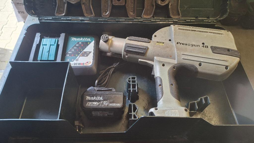 Viega Press gun B4 accu perstang persapparaat pers tang, ,, Ophalen of Verzenden, Zo goed als nieuw, ,
