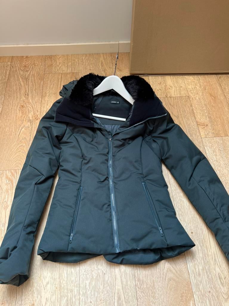 Oysho winter/ski jas mt S, Ophalen, Zo goed als nieuw, Jack