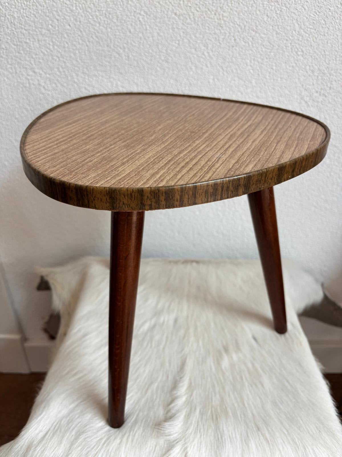 Retro plantentafeltje, bijzettafeltje, bruin, 28 cm hoog, Ophalen of Verzenden, Huis en Inrichting