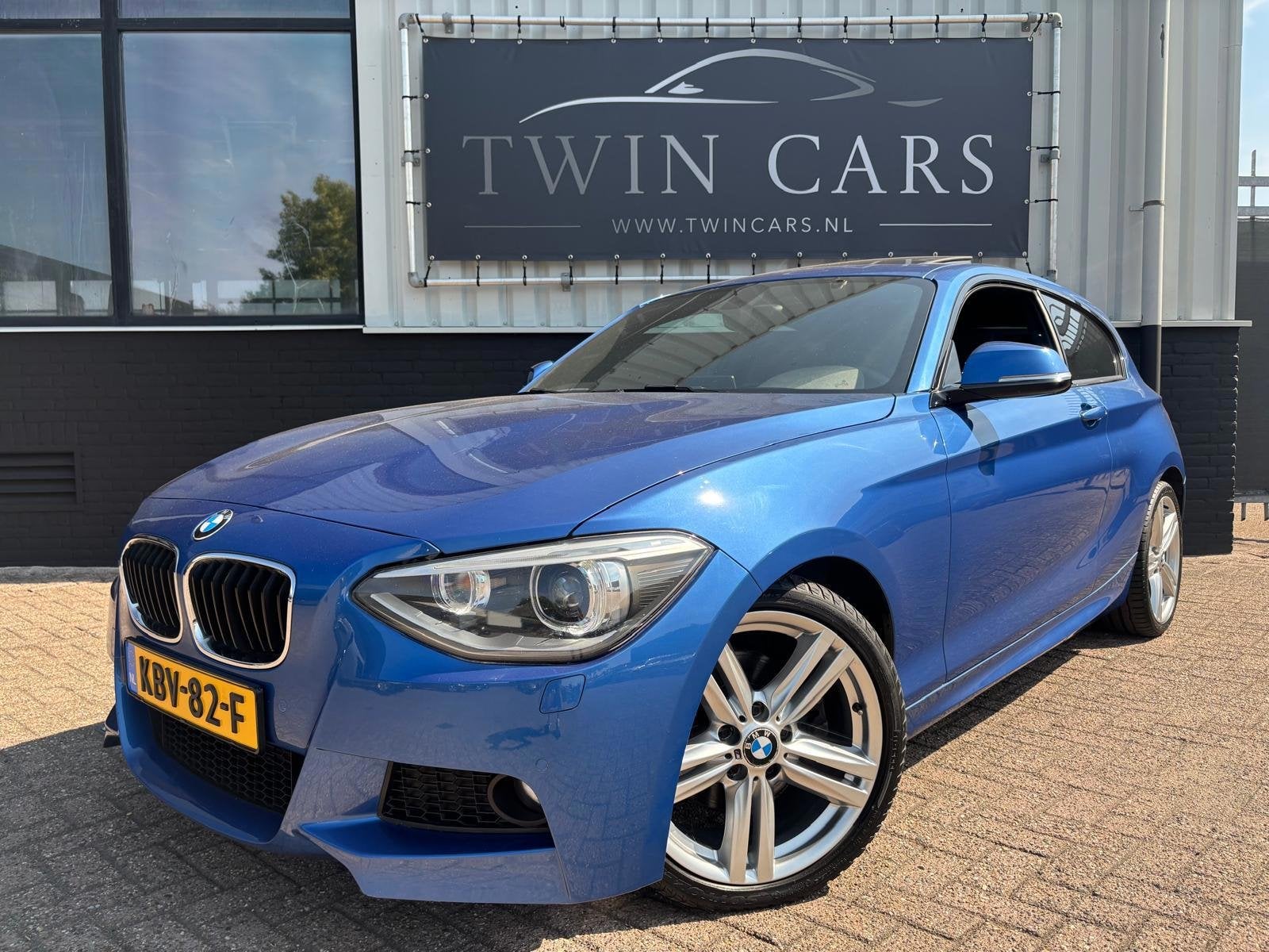 BMW 1-serie 125i M-Sport Aut. Schuifdak Leder Xenon 18", Auto's, BMW, 1345 kg, Achterwielaandrijving, Gebruikt, 4 cilinders