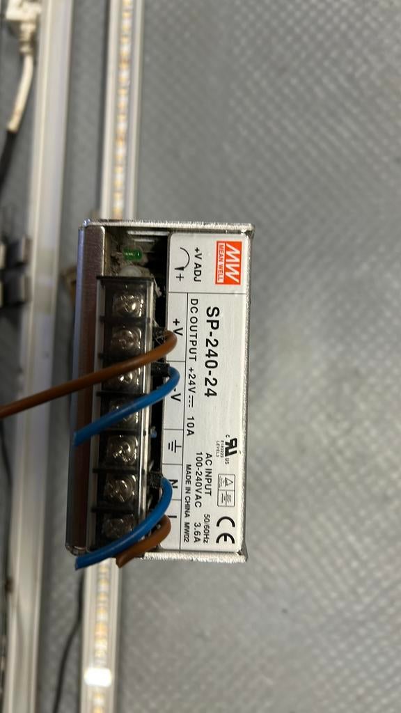 DC 24Volt 10A voeding, Ophalen of Verzenden, Gebruikt