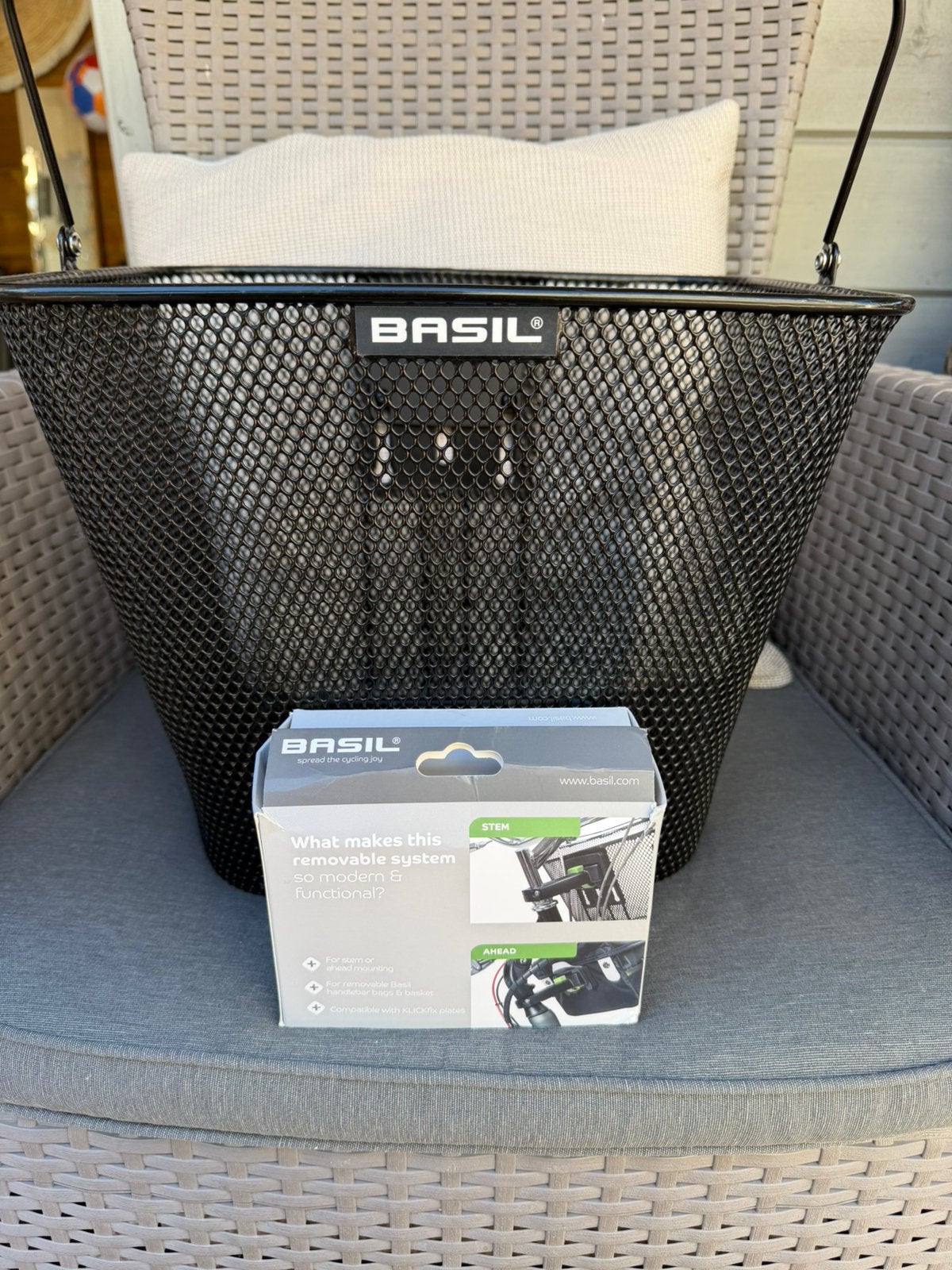 Draadstaal fietsmand Basil met bevestiging, Ophalen of Verzenden, Nieuw, Fietsmand, Stuurbevestiging