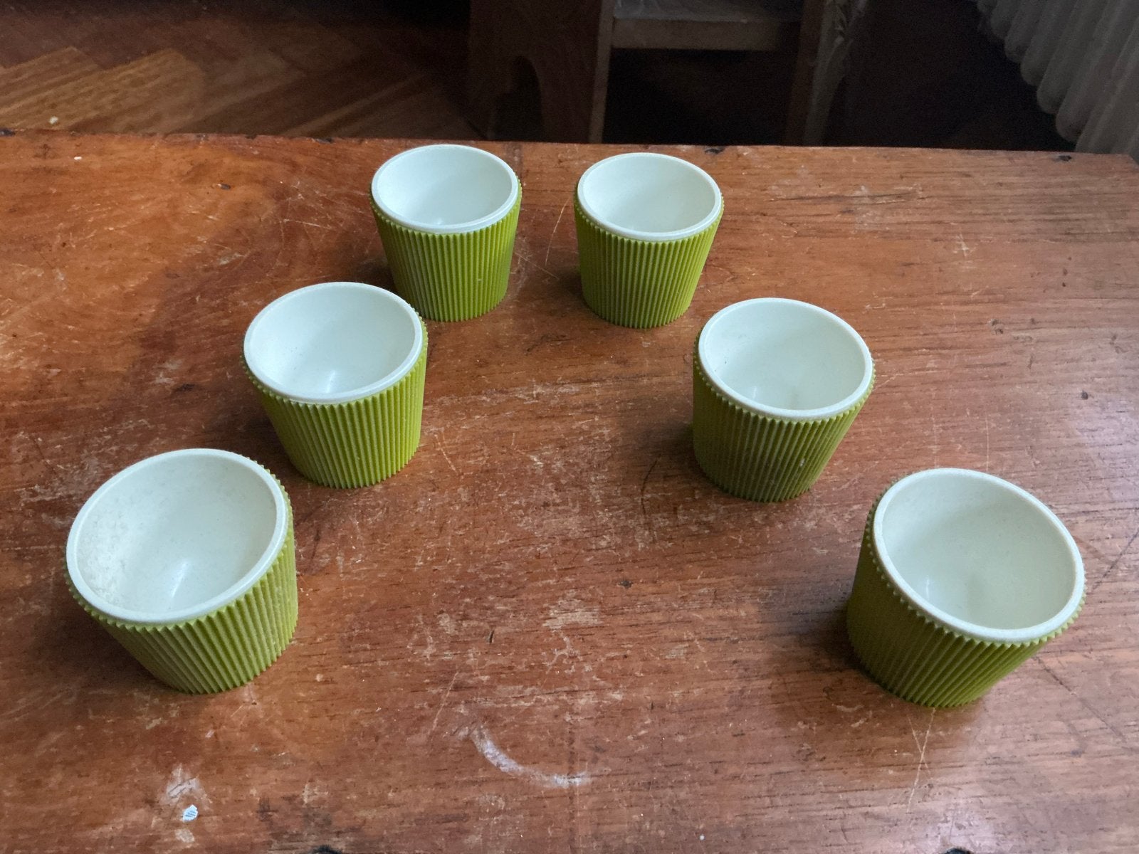 Set van 6 vintage eierdopjes, groen plastic, Ophalen of Verzenden