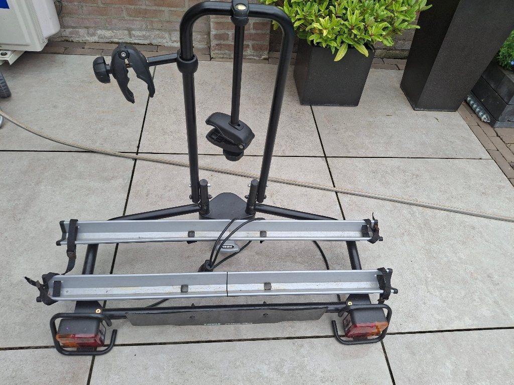 Thule fietsendrager, Ophalen, 2 fietsen, Gebruikt, Trekhaakdrager