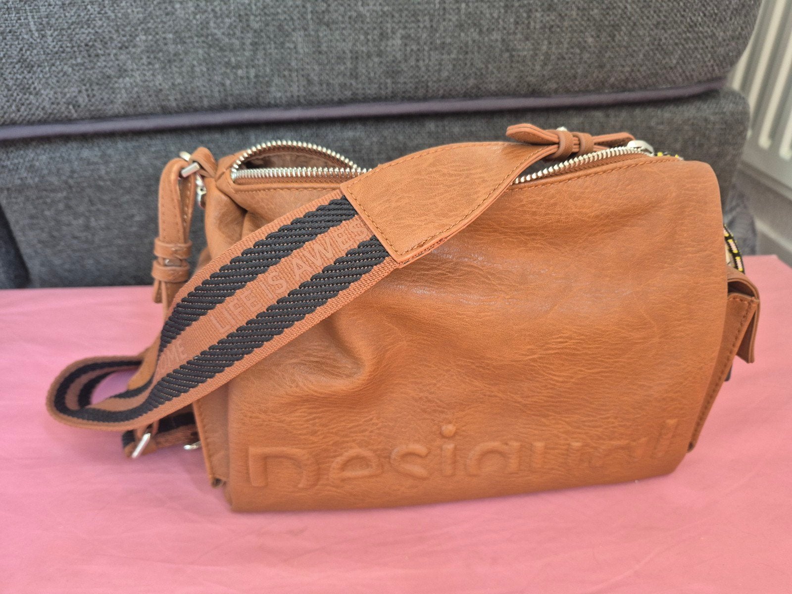 Desigual tas bruin/cognac - zo goed als nieuw, Ophalen of Verzenden, Zo goed als nieuw, Bruin, Handtas